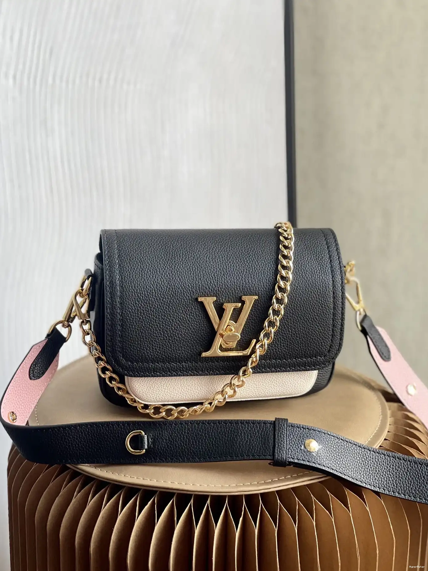 TENDER VUITTON LOCKME LOUIS 0604